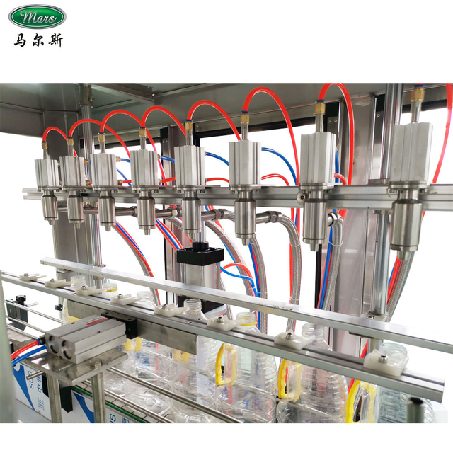 Machine de capsulage de remplissage d'huile comestible de d&eacute;bitm&egrave;tre &agrave; engrenage ovale lin&eacute;aire 5L 10L