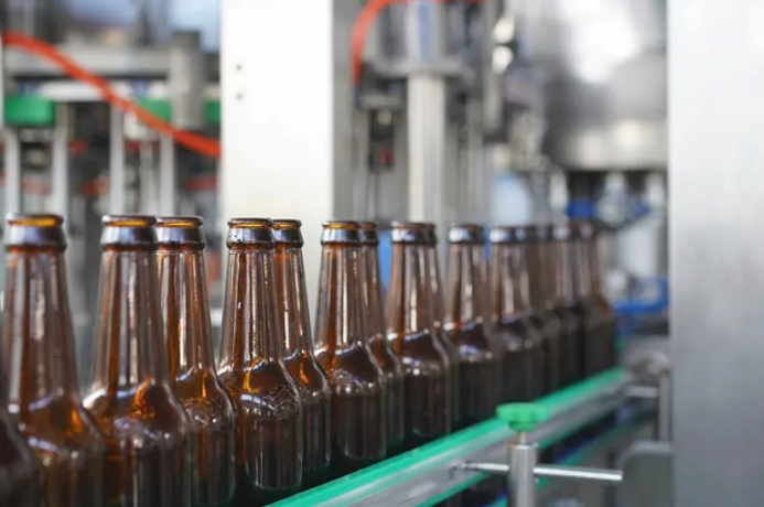 macchina riempitrice birra.png